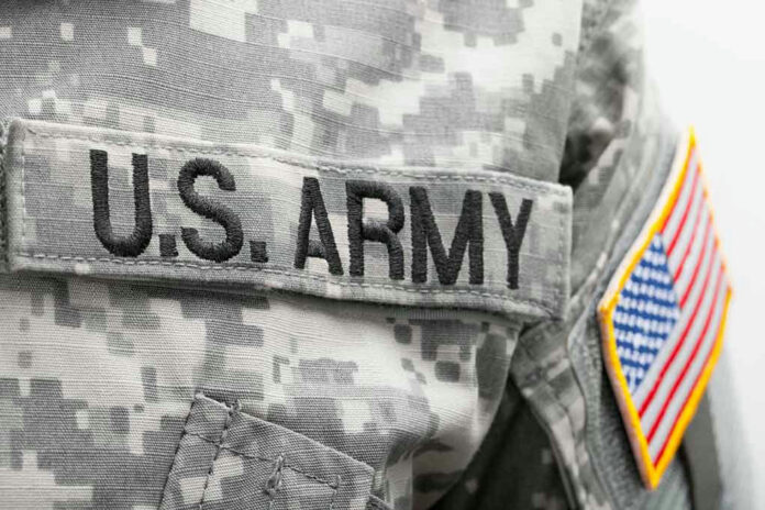 252903799 U.S. Army uniform with American flag patch.