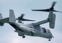 tiltrotor aircraft flying with landing gear down