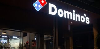 Dominos